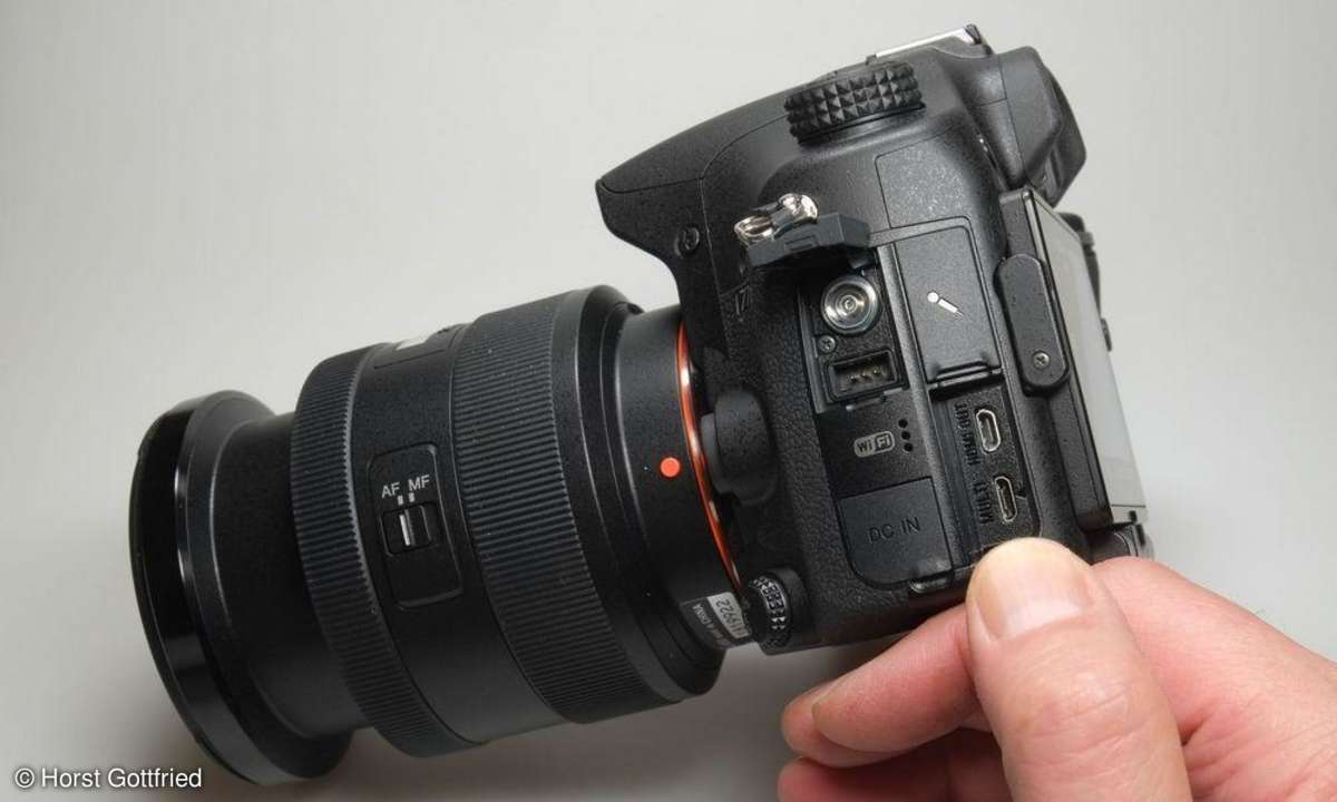 Sony A77 II