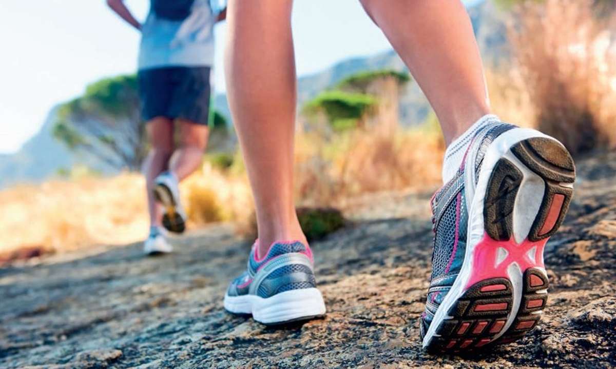 Fitness-Gadget im Praxiseinsatz: Wir haben Garmin Vivofit im Test.