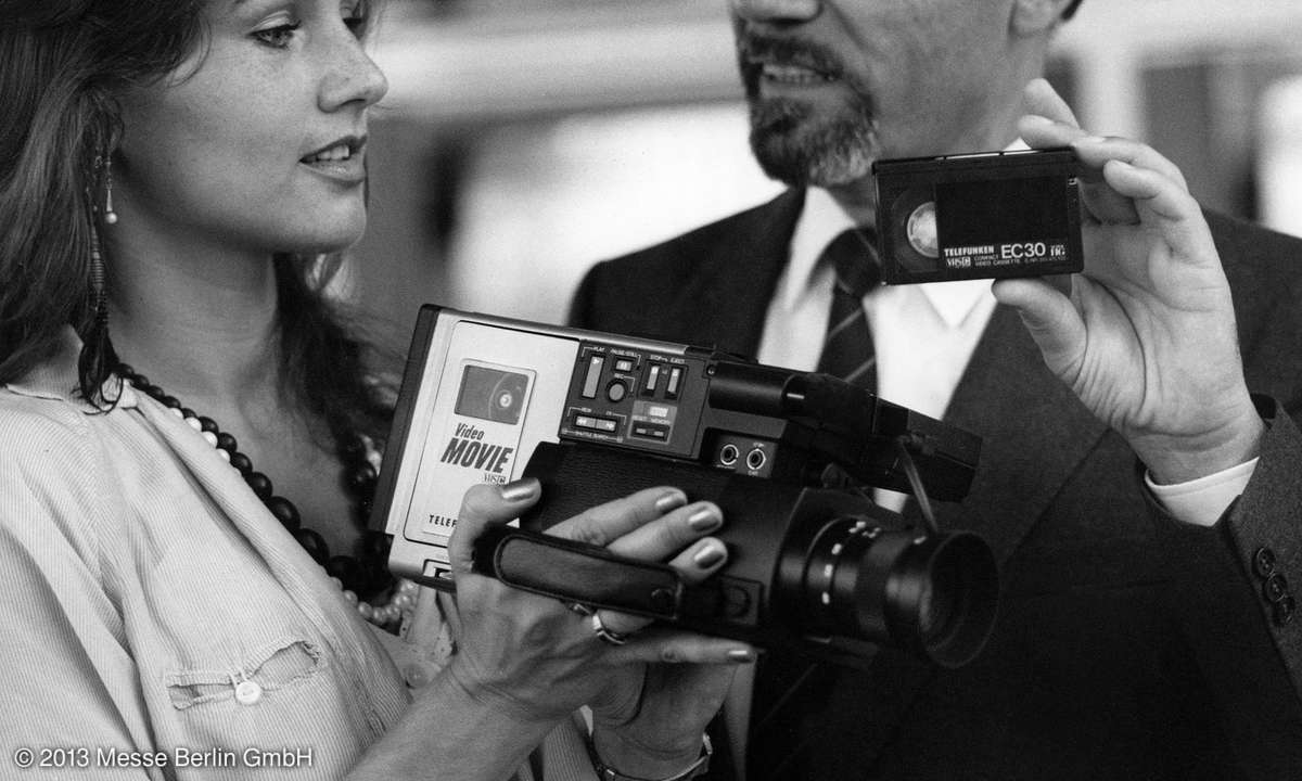 der erste VHS-Video-Kamerarekorder