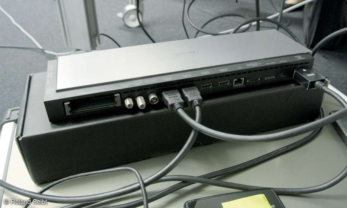Samsung UE105S9W OneConnect Box