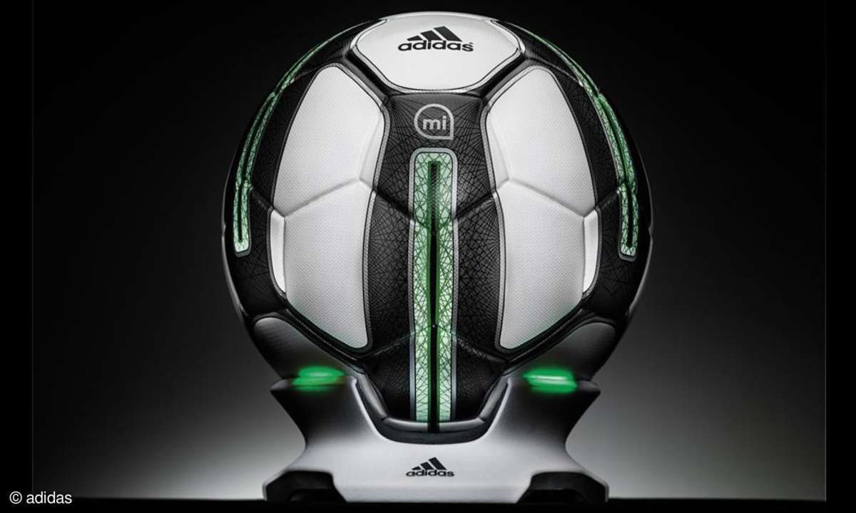 Adidas: Smart Ball