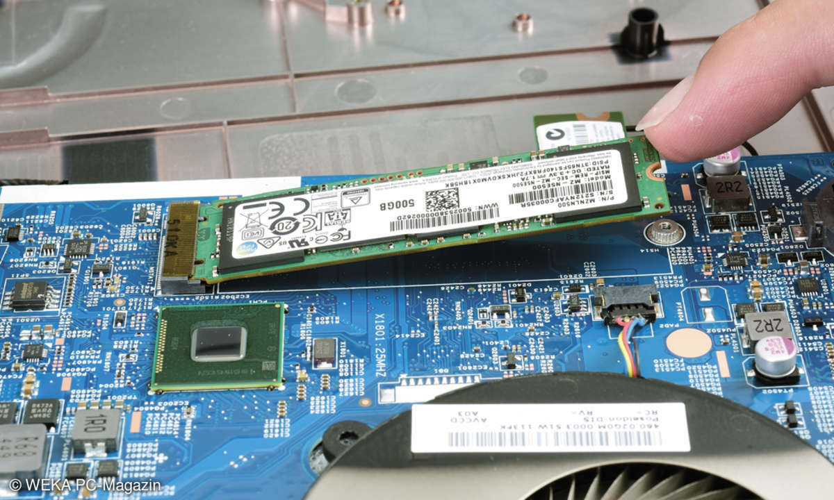 Samsung-SSD Karte einstecken