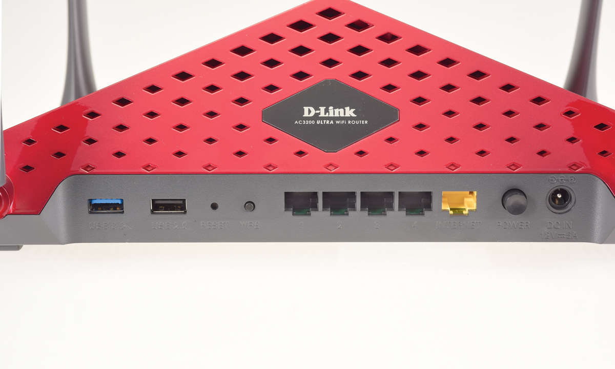 D-Link DIR-890L Anschlüsse