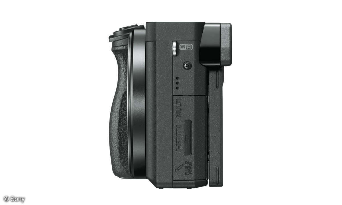Sony Alpha 6300 von der Seite