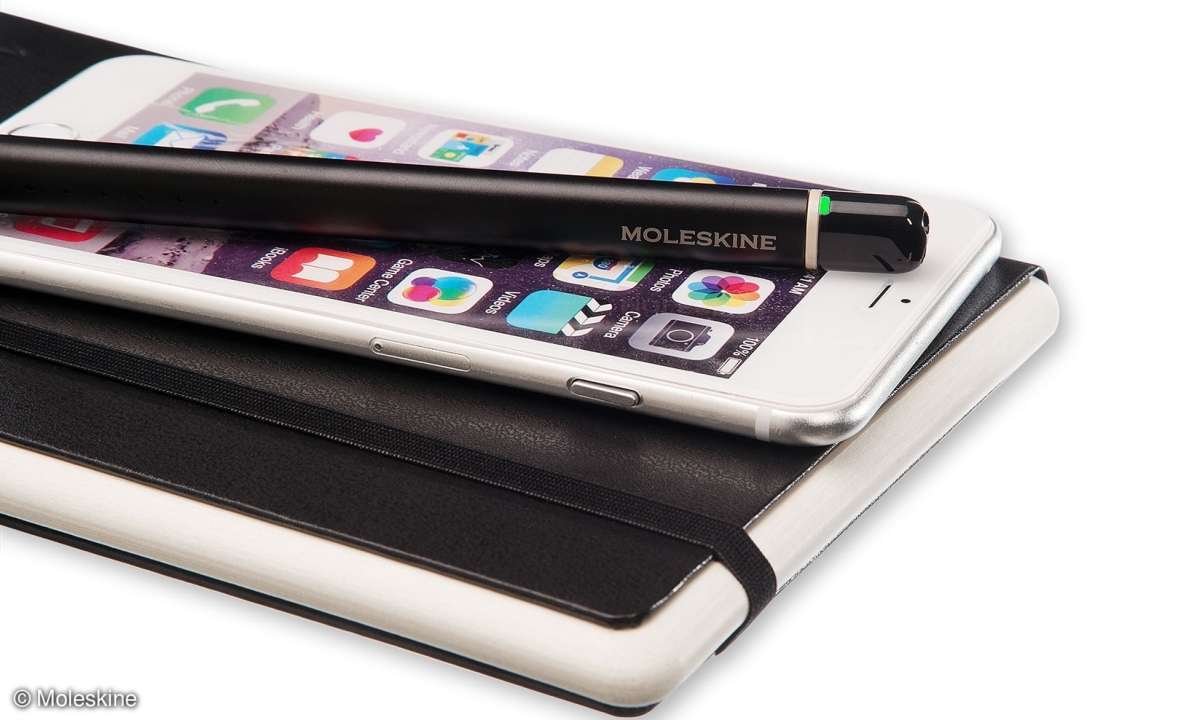 Das Moleskine Writing Set vereint Notizbuch aus Papier und Smartphone.