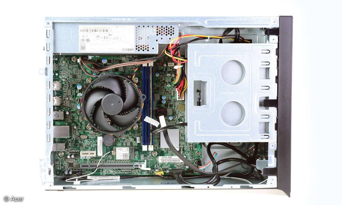PC Acer Aspire XC710 innen