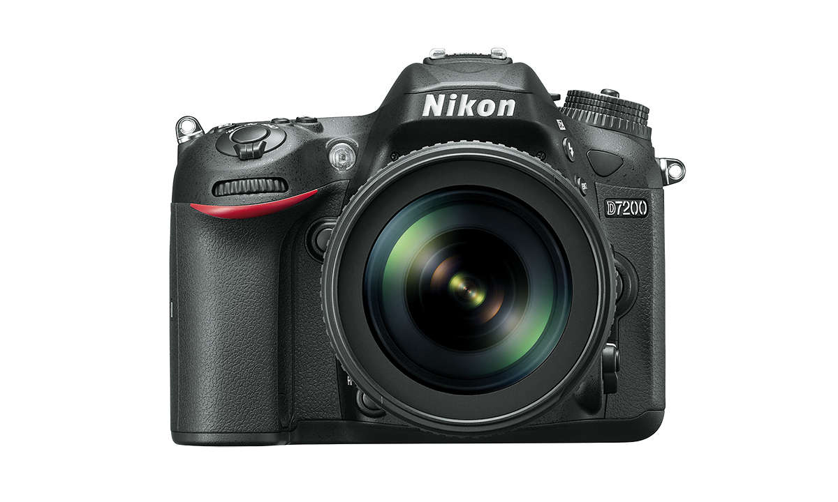 Nikon D7200 Front