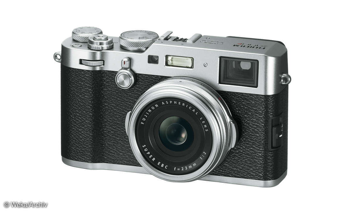 Fujifilm X100 sliver front left