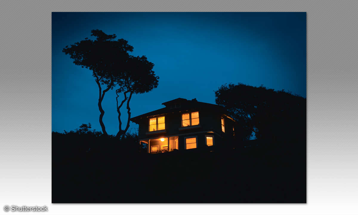 Haus mit Innenbeleuchtung