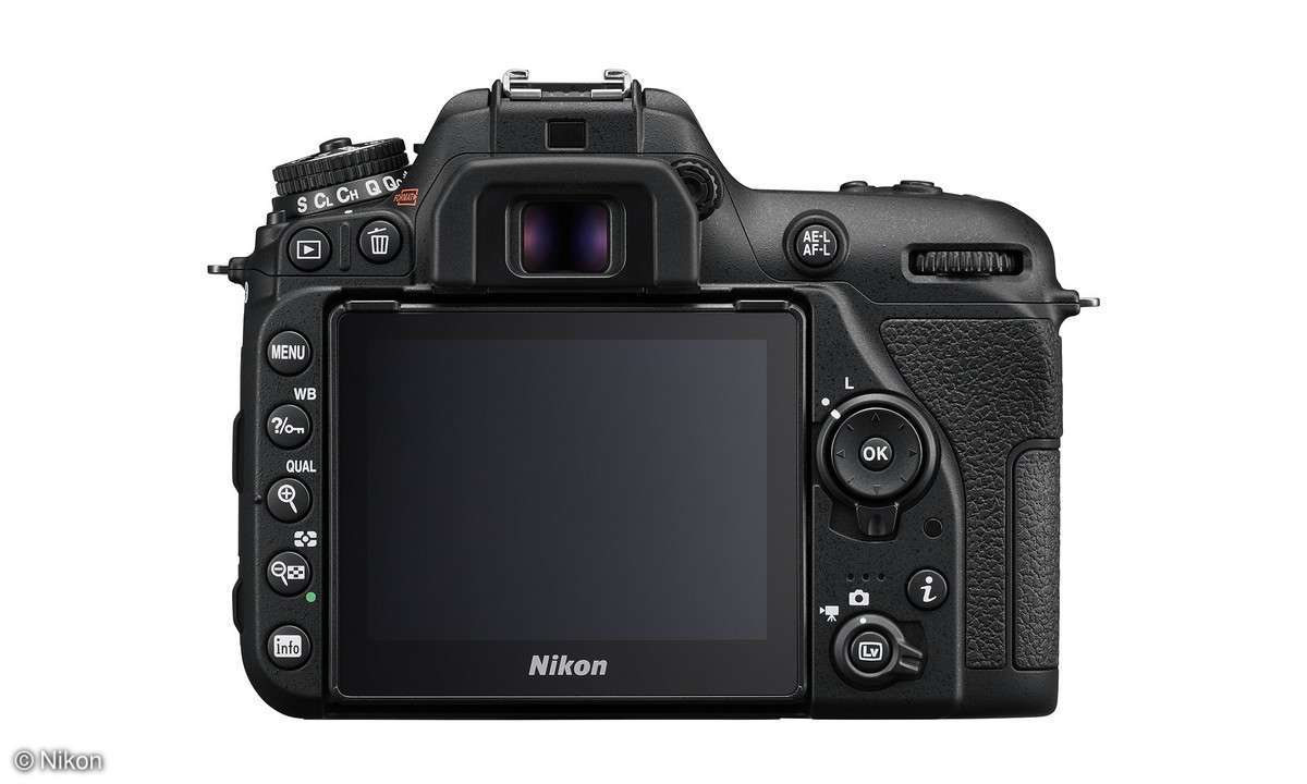 Nikon D7500 - Rückseite