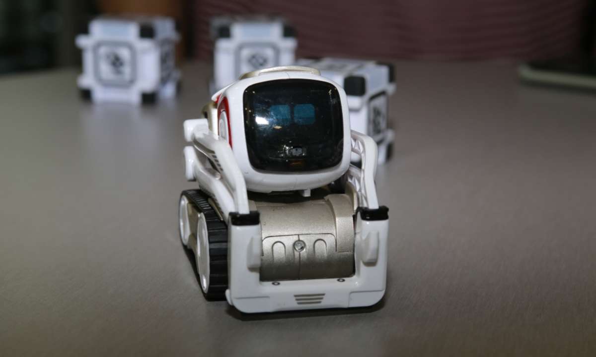 Cozmo Ki-Camp