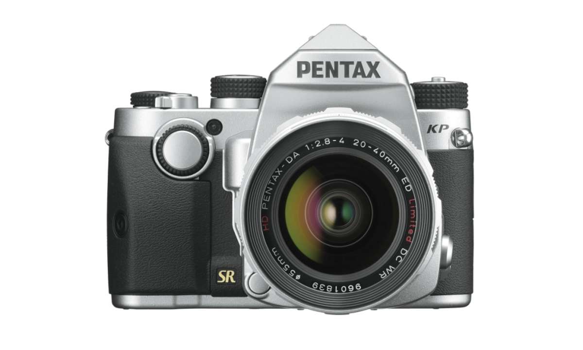 Pentax KP silber vorne