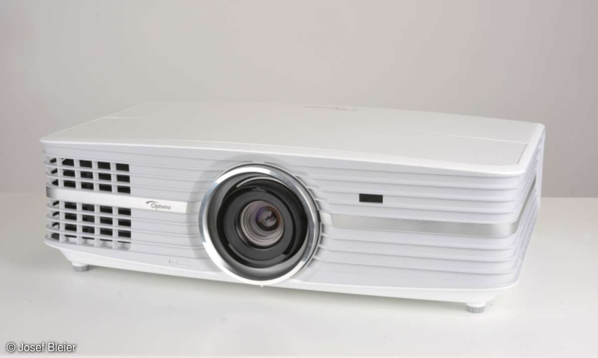Optoma UHD-60 Beamer