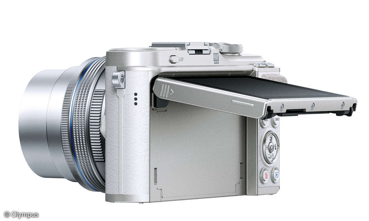 Olympus Pen E-PL9 - ausgeklappter Monitor