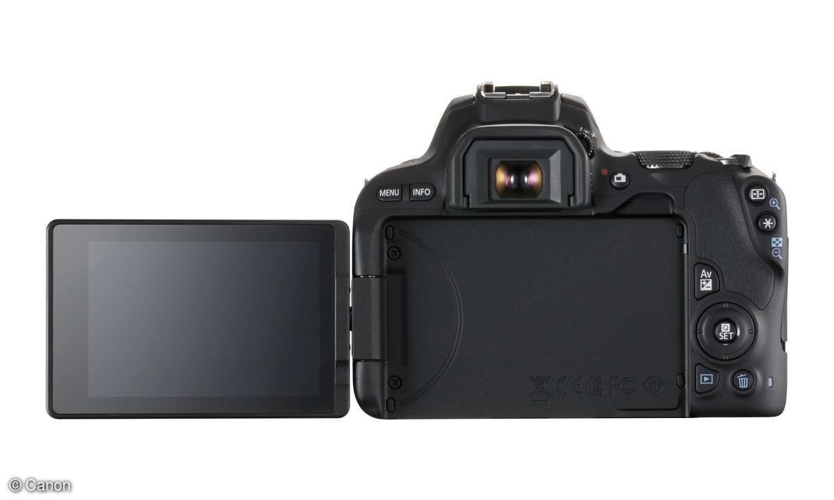 Canon EOS 200D