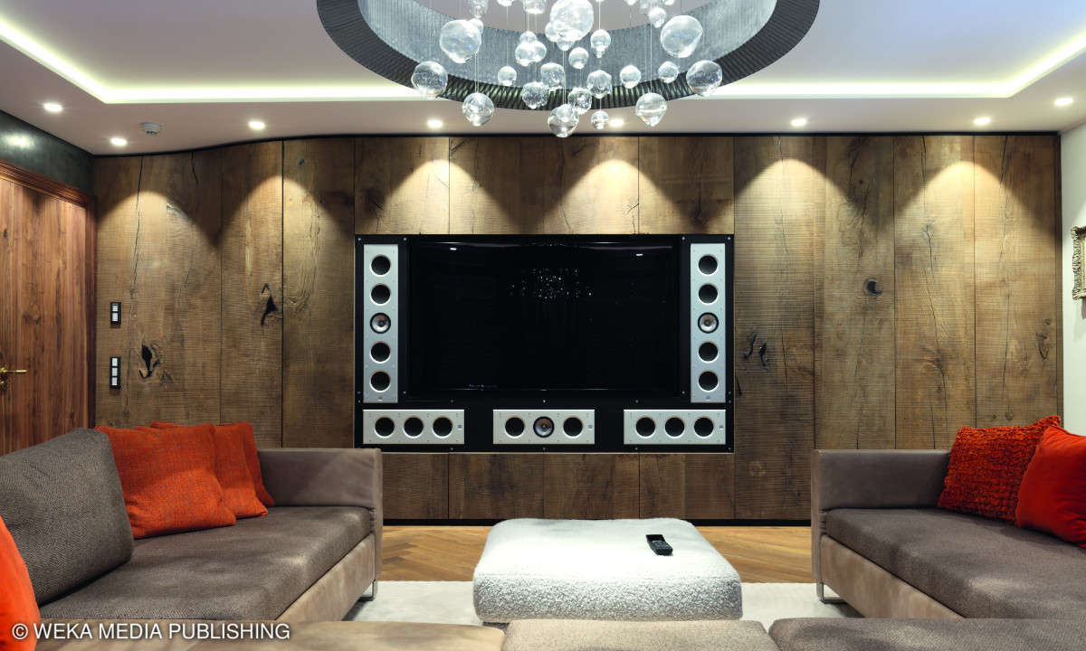 Mai: KEF Munich-Q