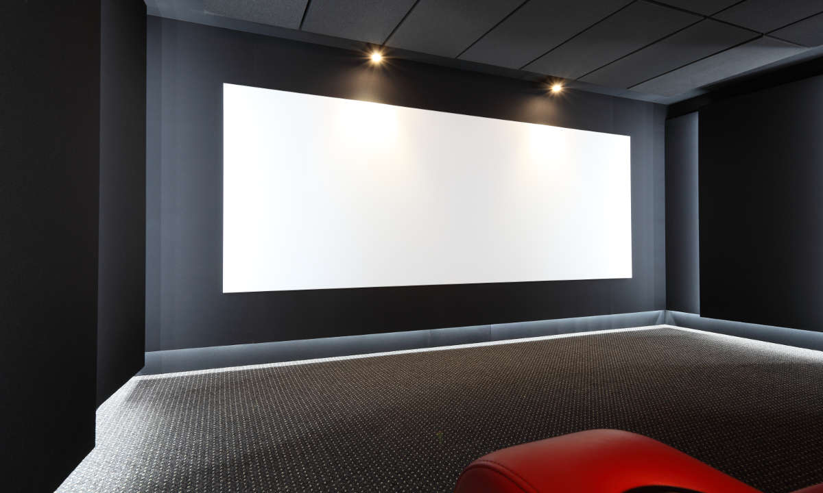 Heimkino Castle Black