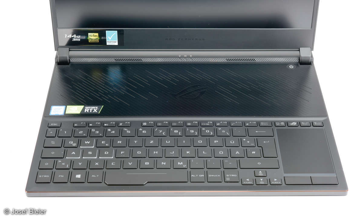 Asus ROG Zephyrus S im Test: Tastatur/Touchpad