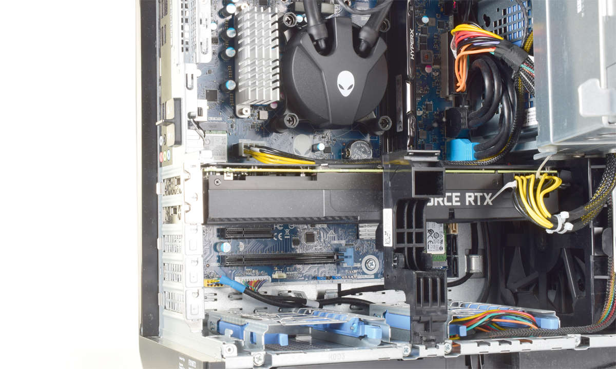 Alienware Aurora R8 im Test - Innenleben