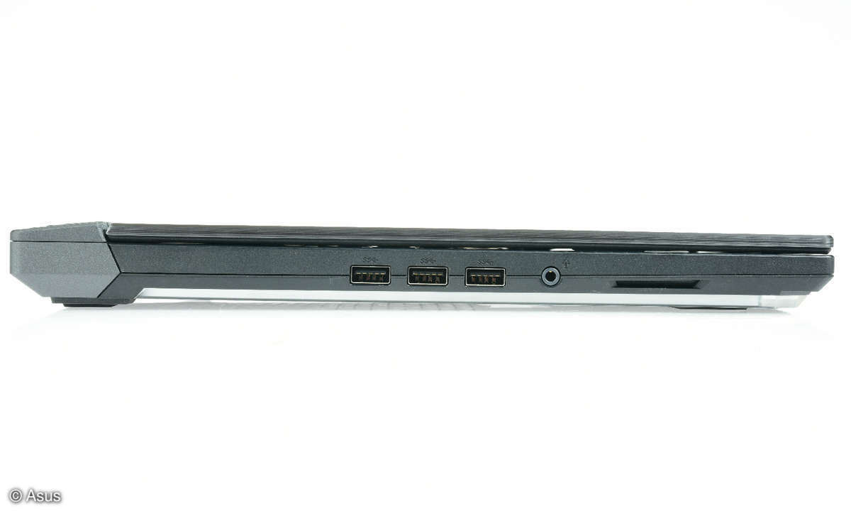 Asus ROG Strix Scar III Seitenansicht