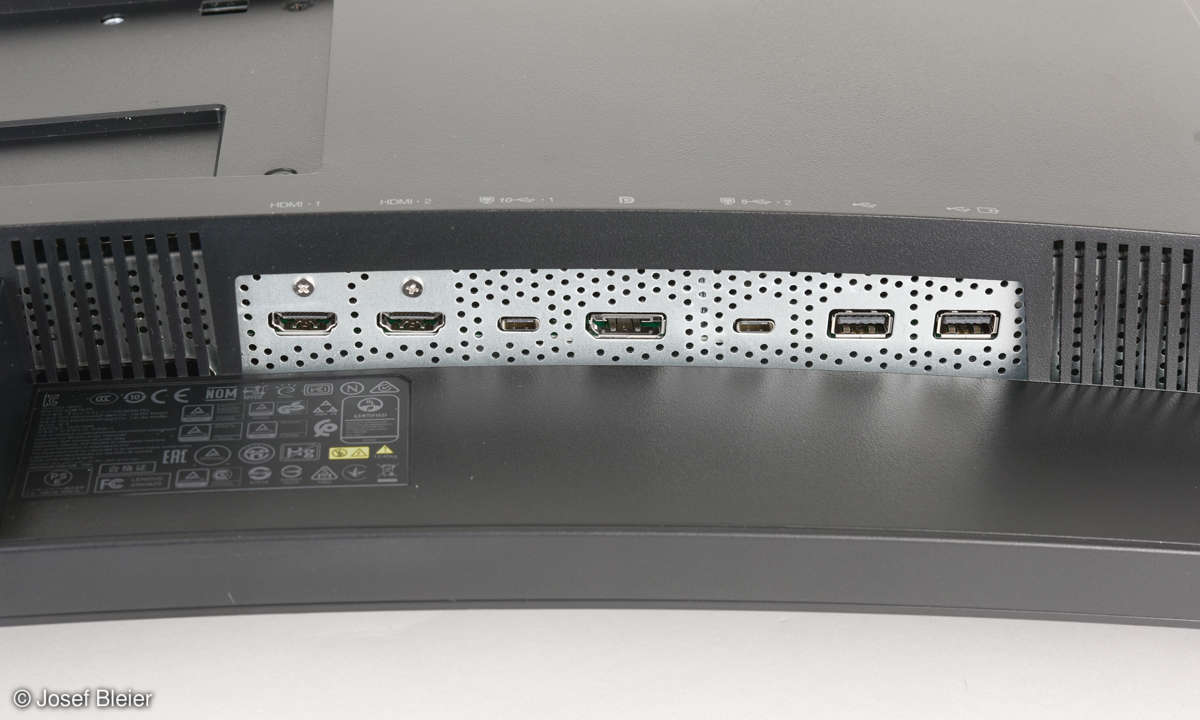 Lenovo Thinkvision P44W-10 im Test - Anschlüsse