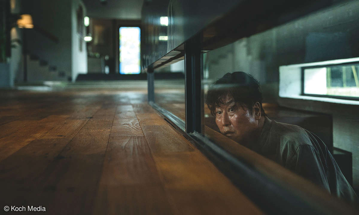 Parasite Kamera Thriller