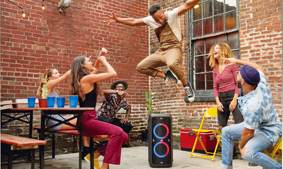 Partyboxen im Vergleichstest: JBL Partybox 300