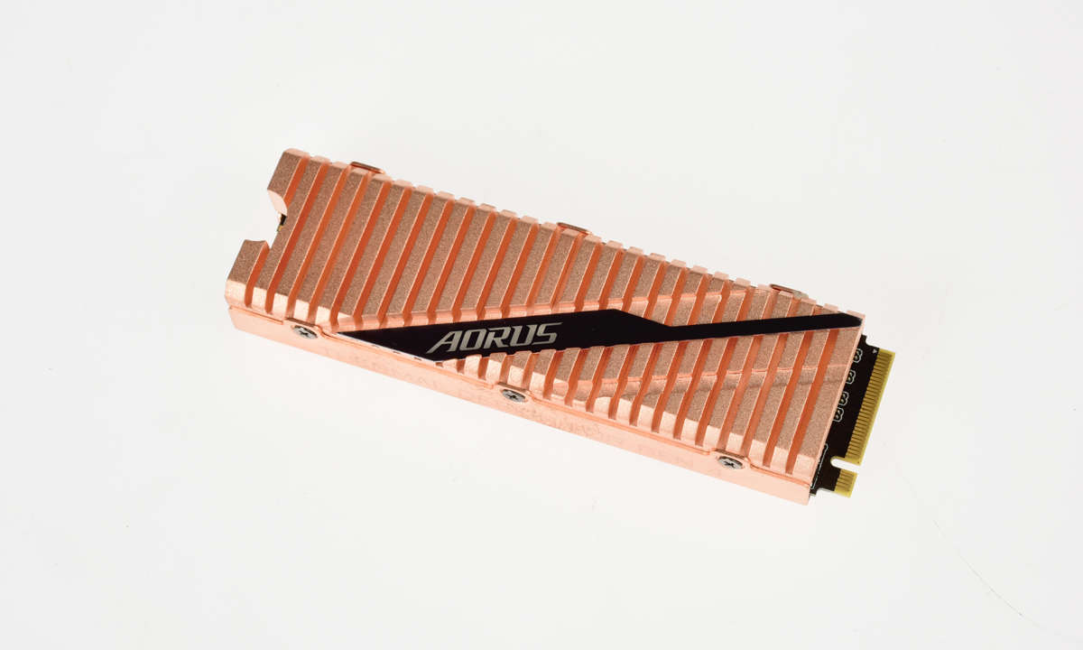 NVMe-SSDs mit PCI-Express 4.0 im Vergleich: Gigabyte Aorus NVMe Gen4 SSD