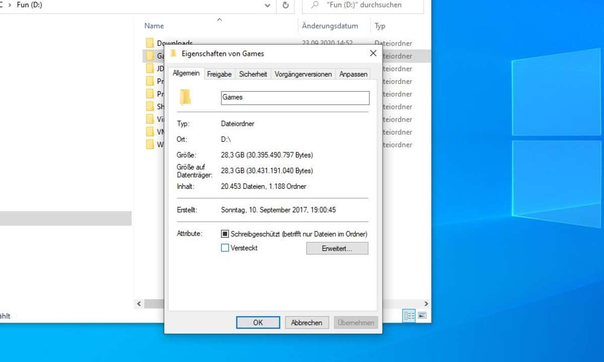 In den Datei- oder Ordnereigenschaften steuern Sie die Sichtbarkeit in Windows.