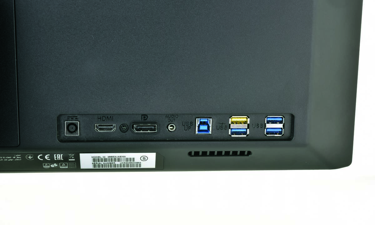 Die Anschlüsse und der 4-fach-USB-Hub des Monitors.