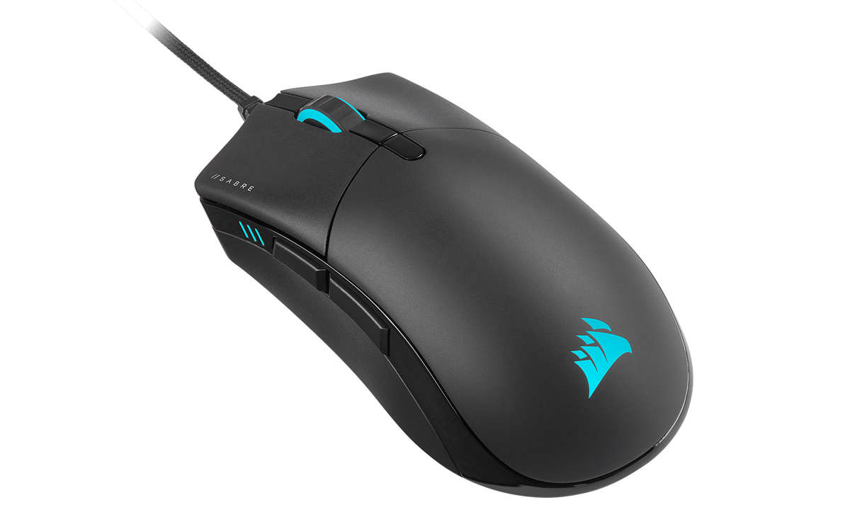 Corsair Sabre RGB Pro Champion Series von links hinten