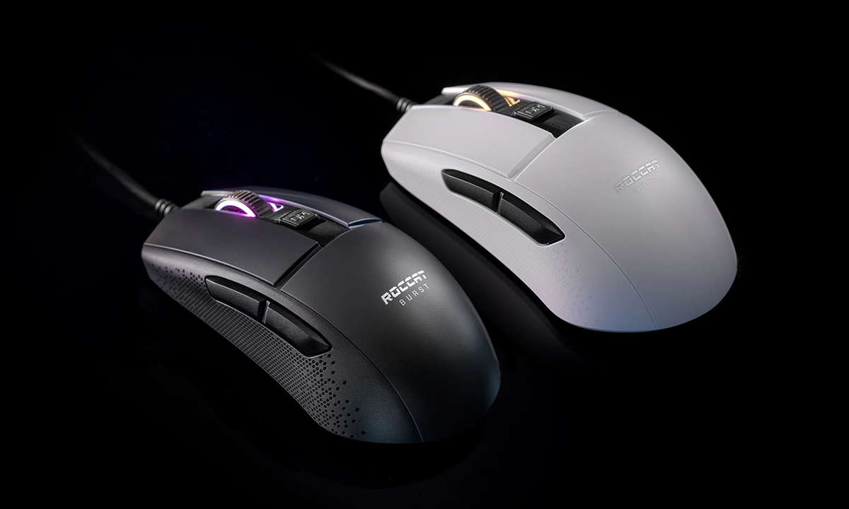 Die Roccat Burst Core in weiß und schwarz vor dunklem Hintergrund