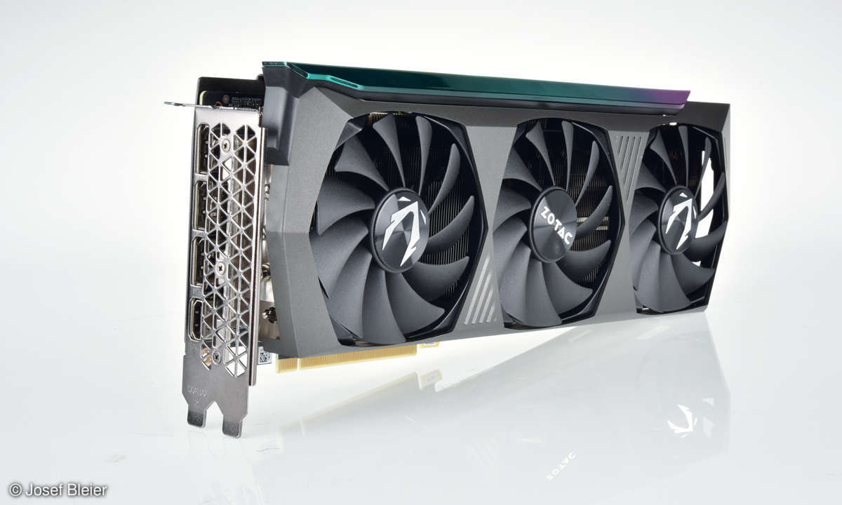 Zotac Gaming GeForce RTX 3070 Ti AMP HOLO im Test