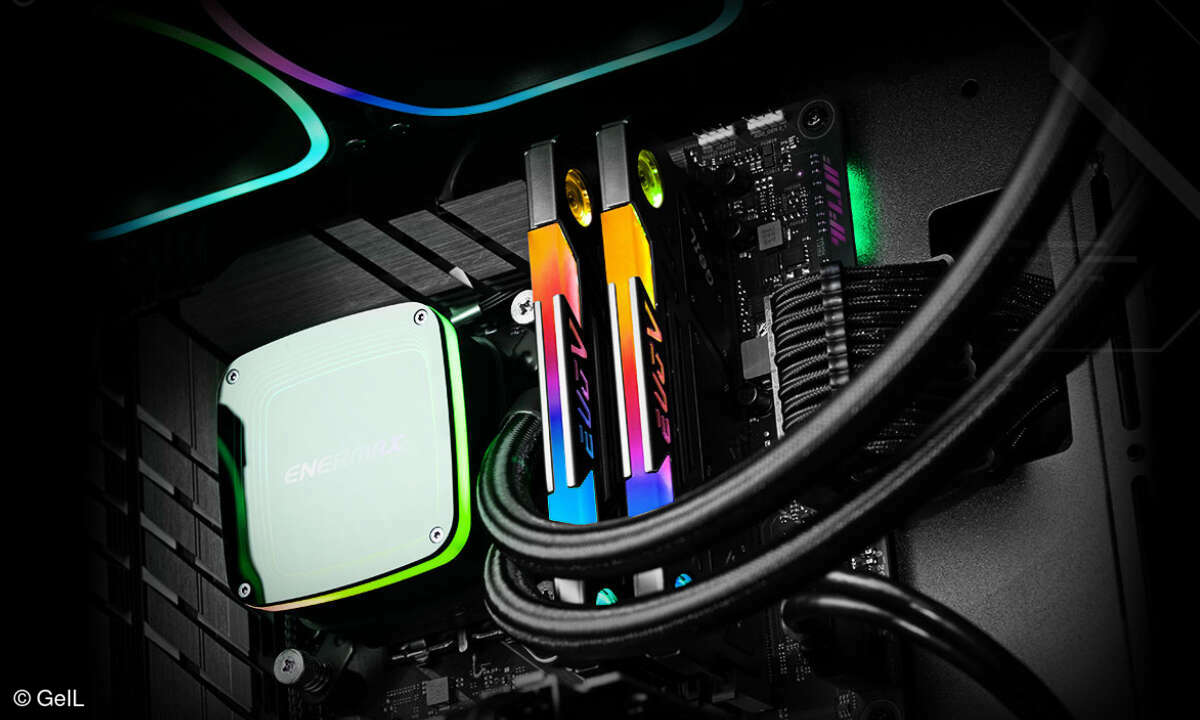 Der GeIL Evo 5 Arbeitsspeicher ist mit einer vielfältig einstellbaren RGB-Beleuchtung ausgestattet.