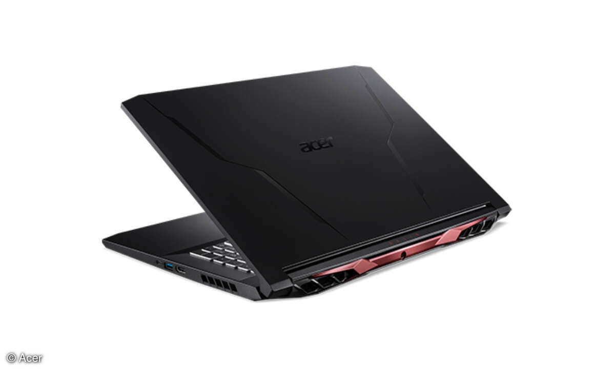 Der Acer Nitro 5 macht einen wertigen Eindruck, zeigt sich aber leider auch anfällig für Verschmutzungen.