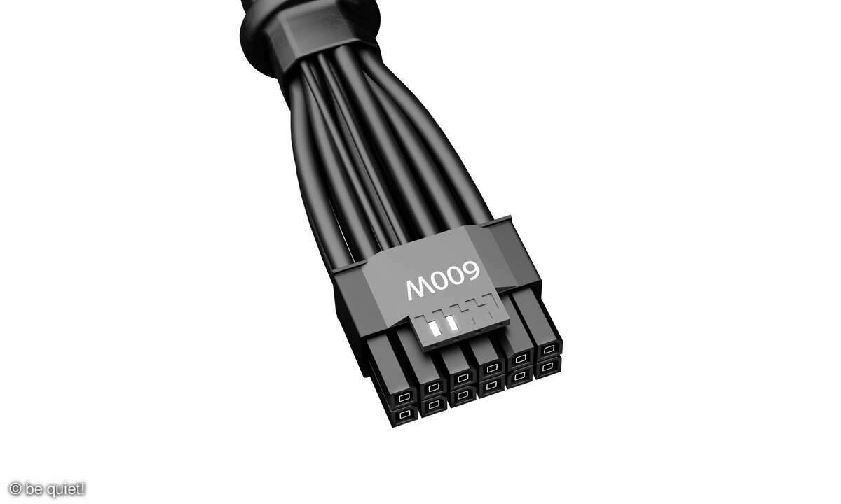 Der neue 12VHPWR-Stecker soll bis zu drei PCIe-8-Pin-Stecker überflüssig machen.
