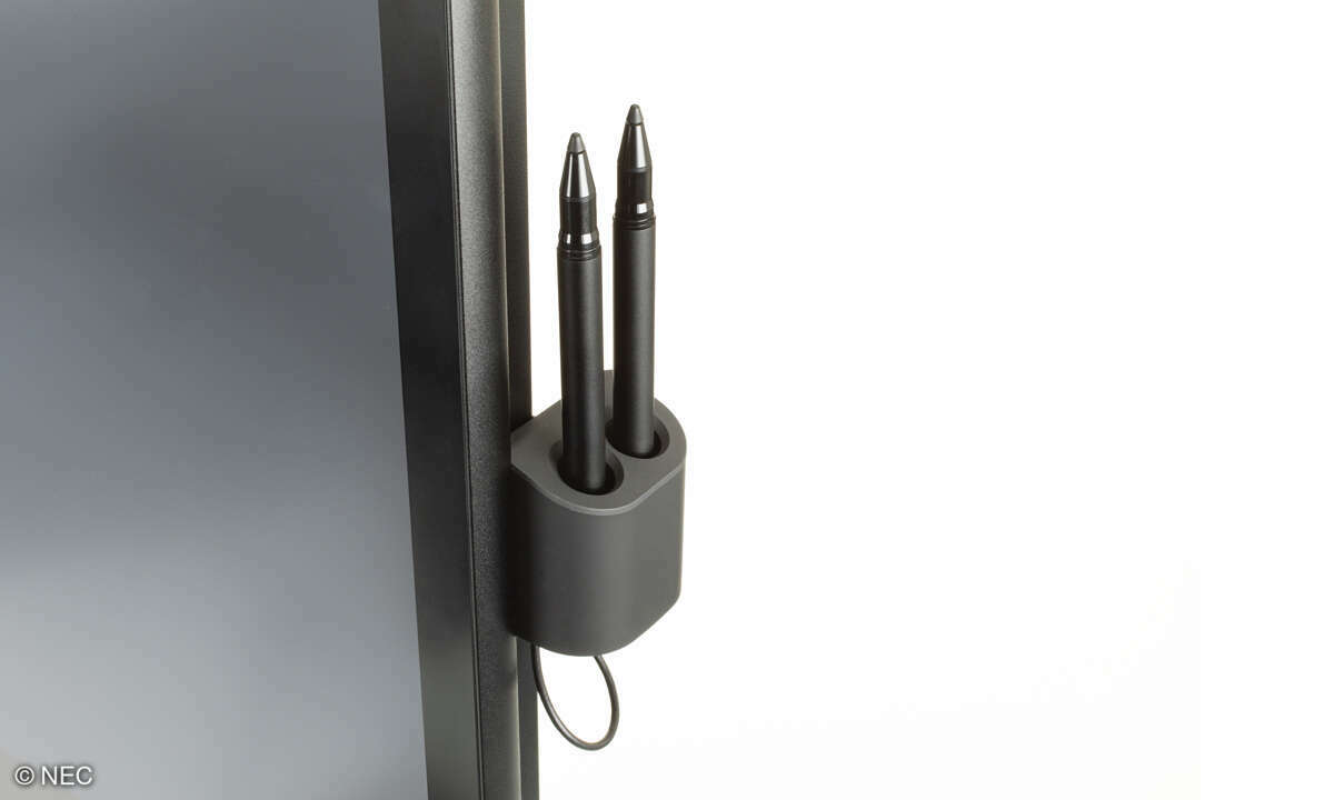 Online_Whiteboard-NEC-WD551_Detail_Stifthalter-am-Whiteboard