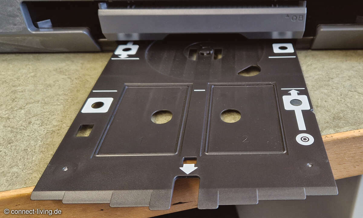 Epson Ecotank ET-18100 im Test: CD- und Plastikkarten-Caddy