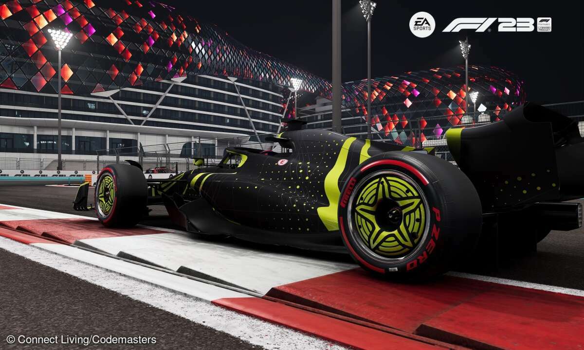 Im F1 World-Modus treten wir mit einem eigenen Rennwagen an, der sich mit Upgrades verbessern lässt.