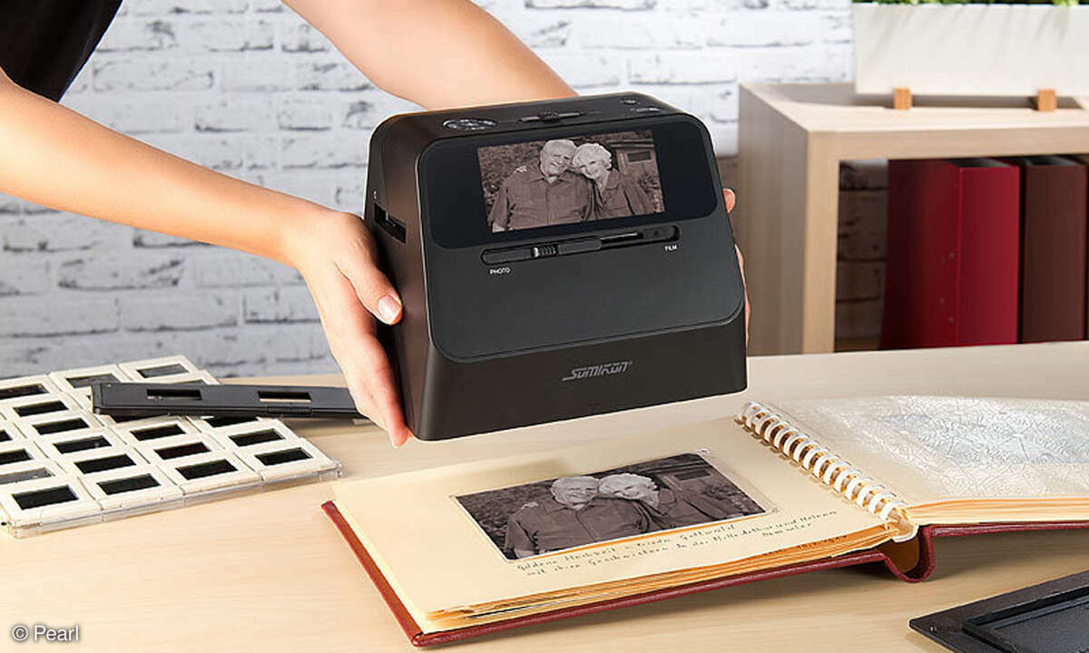 Online_Somikon-Dia-Scanner_Produktfoto_Ambiente_Fotoscan-aus-Fotoalbum