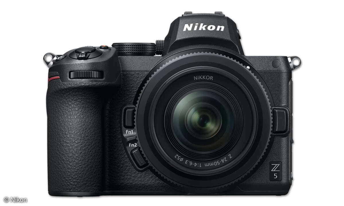 Nikon-Z5_24-50_4-6-3_front