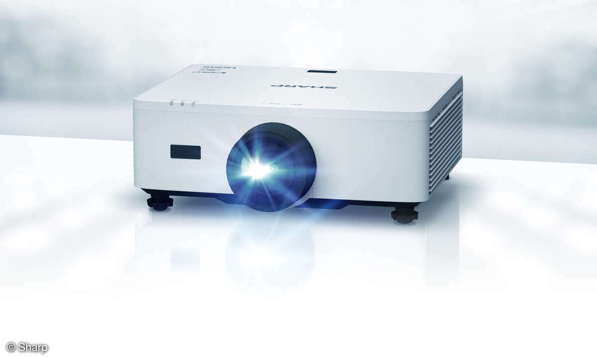 Sharp P721Q 4K-UHD-Projektor