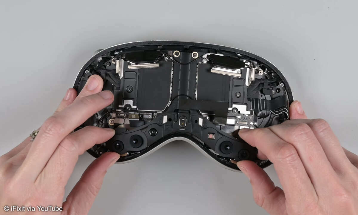 Apple Vison Pro Teardown