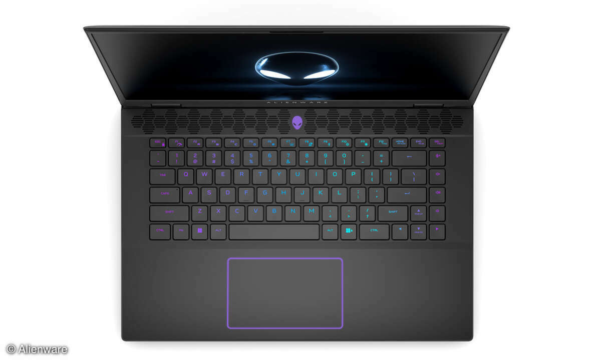 Alienware m16 R2