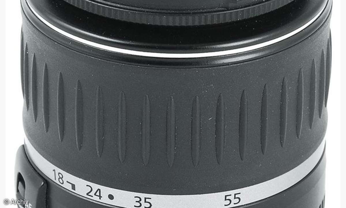Canon EF-S 3,5-5,6/18-55 mm IS an Canon EOS 450D