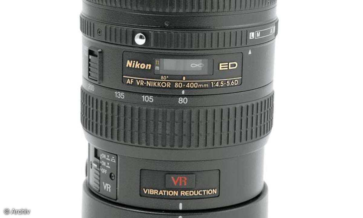 Nikon AF Nikkor 4,5-5,6/80-400 mm VR D ED an Nikon D300