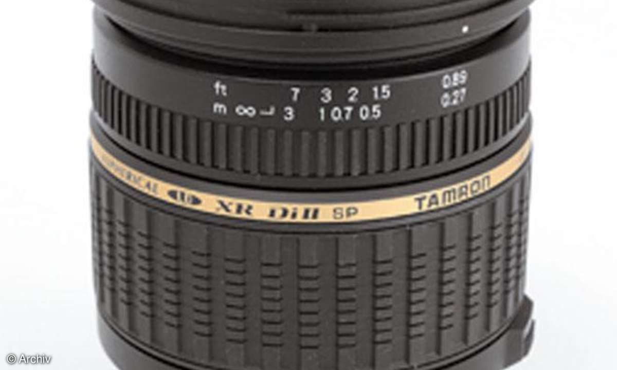 Tamron AF 2,8/17-50 mm SP XR Di II LD Seitenansicht