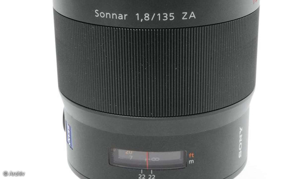 Zeiss SAL Sonnar 1,8/135 mm ZA an Sony Alpha 350