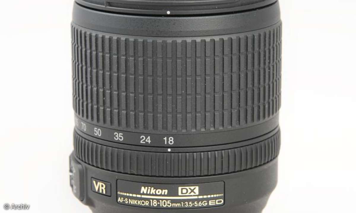 Nikon AF-S Nikkor 3,5-5,6/18-105 mm G ED VR an Nikon D300