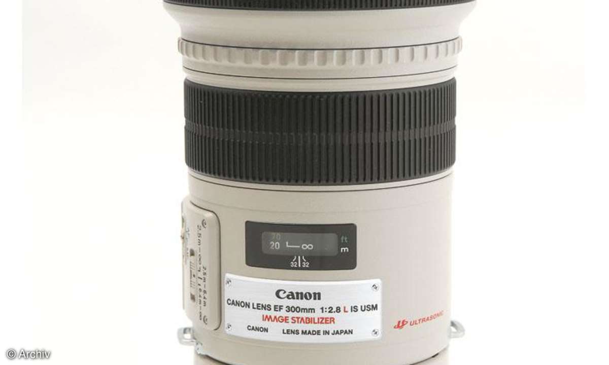 Canon EF 2,8/300 mm L IS USM an Canon EOS 450D